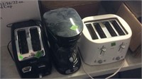 2 TOASTERS & COFFEE MAKER