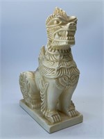 Vintage Ceramic Foo Dog Figurine 10.75in T x