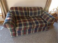 PLAID CLOTH LOVESEAT