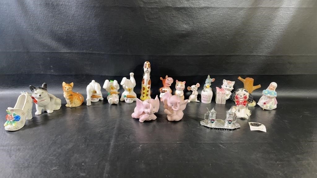 Vintage Porcelain figurines, salt n pepper shakers