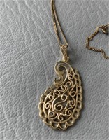 Signed 925 SU Gold Plated Filigree Pendant and
