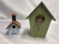 PAIR OF ADORABLE VINTAGE WOODEN BIRD HOUSES 5 INCH