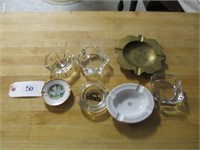 7 vintage ashtrays various sizes