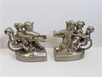 Pair Of Cast Metal Tug-Of-War Bookends