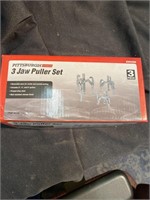 Three jaw puller set. New in the box