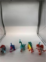 NEW $40 BOX OF 40 PARTY DINOSAURS WITH PARTY HATS