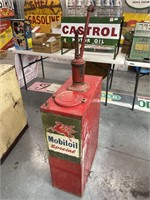 Original Mobiloil Special Hi-Boy With Pump