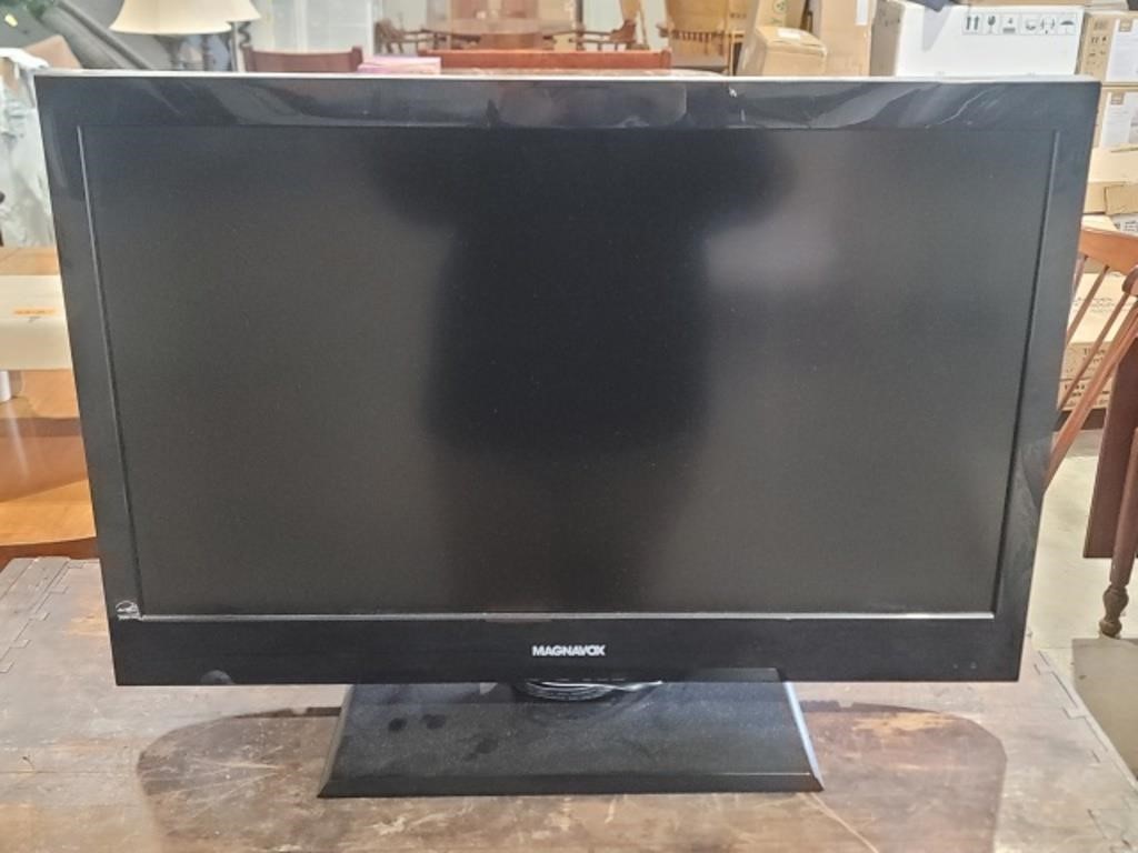 Magnavox - Flat Screen TV