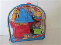 NEW FISHER PRICE  LITTLE PEOPLE GAS STATION