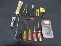 BOX OF ASSORTED TOOLS *SEE BELOW*