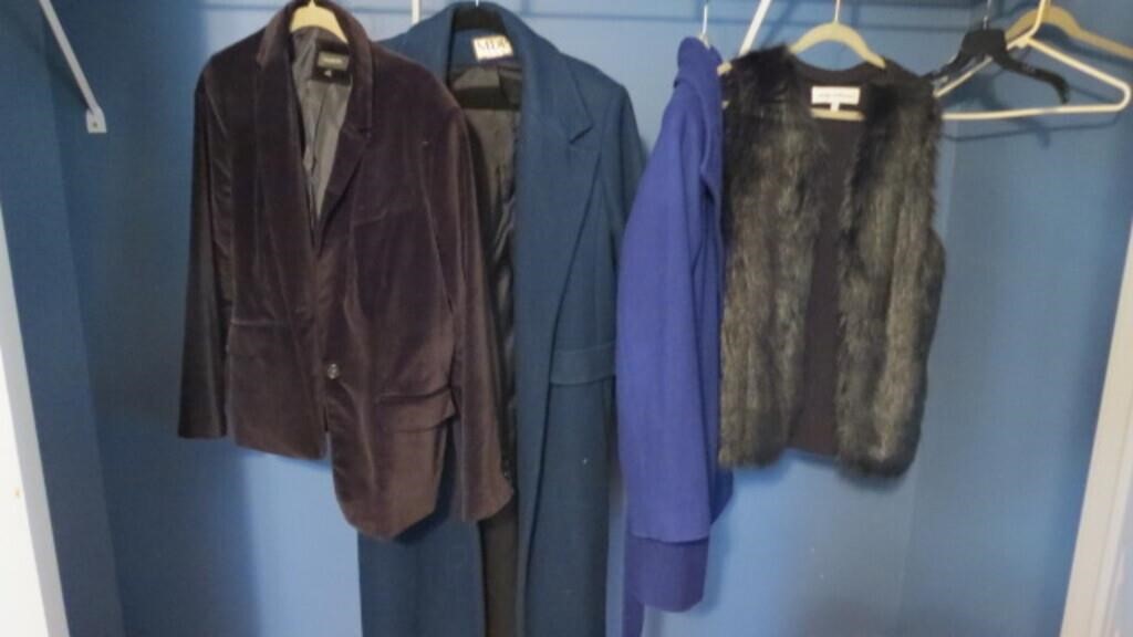 Ladies Coats & Accessories