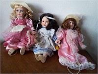 F - LOT OF 3 COLLECTIBLE DOLLS (B164)
