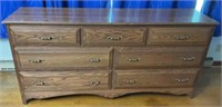 Dresser 71x34x19 - Has A Broken Handle