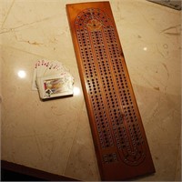 Maple Leaf Cribbage Board