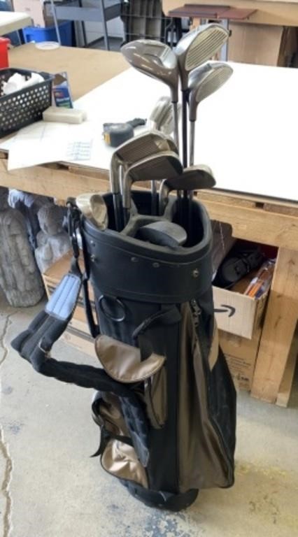 Northwest Golf Club Set & Spalding Bag