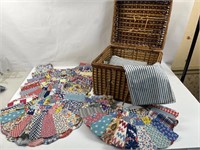 Dresden plate quilt squares & muslin fabric