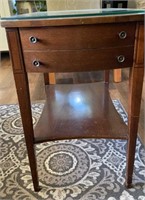 Mersman Mid Century End Table w/glass Top