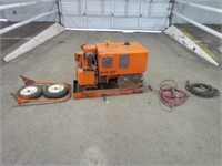 Lincoln 225 DC Arc Welder w/AC Auxiliary