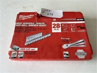 Milwaukee 1/2'' Metric Ratchet & Socket Set