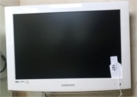 Samsung Wall Mount 19" TV