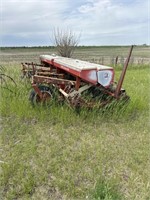 Scrap Metal incl. 2 PT Swather Frames &