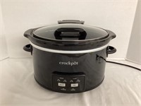 Crock Pot Slow Cooker with Hinged Lid