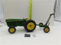 ERTL JOHN DEERE 1:16 TRACTOR AND MOWER