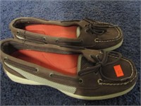 SPERRY TOPSIDER SHOES -- 8M