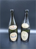 2 Antique Bottles / 2 Bouteilles antiques