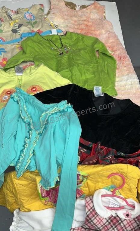 CHILDRENS CLOTHES 3-5