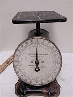 Vintage Columbia family scale