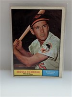 1961 Topps Brooks Robinson #10