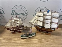 USS Constitution 1797 & Portsmouth model ships