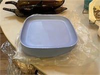 set of 6 tupperware snack plates blue