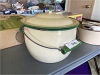 10 INCH ENAMEL WARE POT AND LID