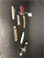 Group of pocket knives