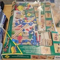 350 PC. Mykids Hardwood construction Set