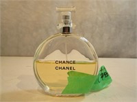 Demi bouteille de parfum Chance de Channel