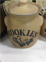 Pfaltzgraff cookie jar