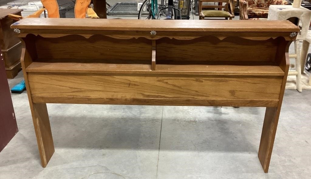 Wood headboard-57.5 x 7.5 x 36
Wood splitting,