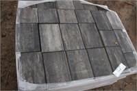 Pallet of Patio Pavers Approx 12"X8"