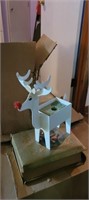 Metal reindeer planter