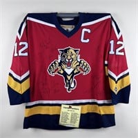 2002-03 TEAM AUTOGRAPHED JERSEY