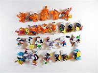 Lot de 25 figurines diverses Snoopy, Garfield...