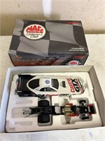 Mac Tools Castrol GTC Racing Car