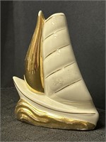 Vtg sailboat wall pocket vase