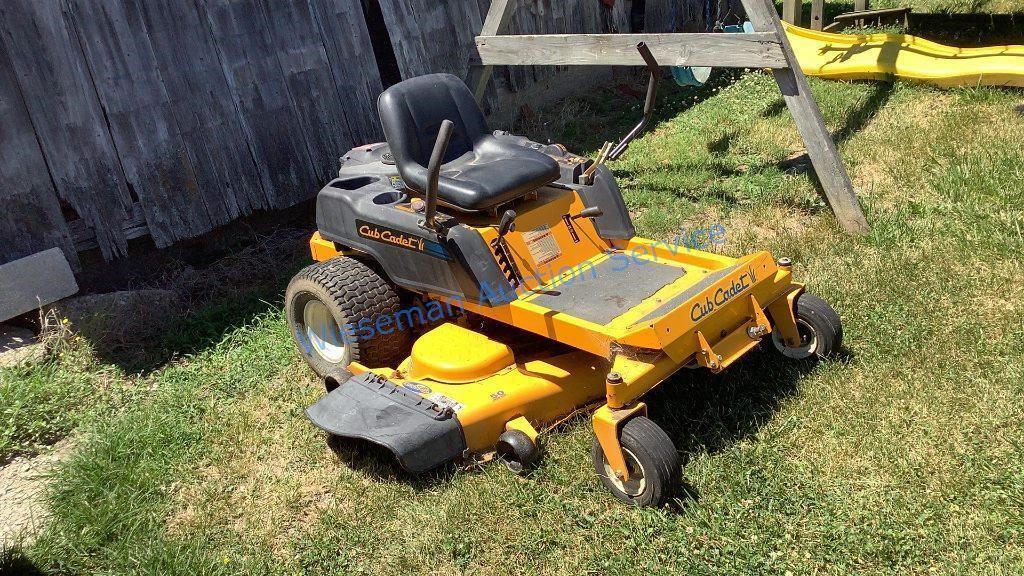 CUB CADET ZERO TURN 50" DECK, 22hp BRIGGS