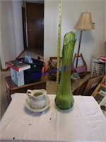 Vase, small pitcher & bowl