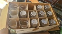Box of 2 layers of drinking glasses