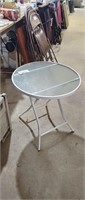 OUTDOOR FOLDING TABLE